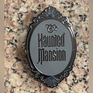 Loungefly Plaque Haunted Mansion Disney Pin